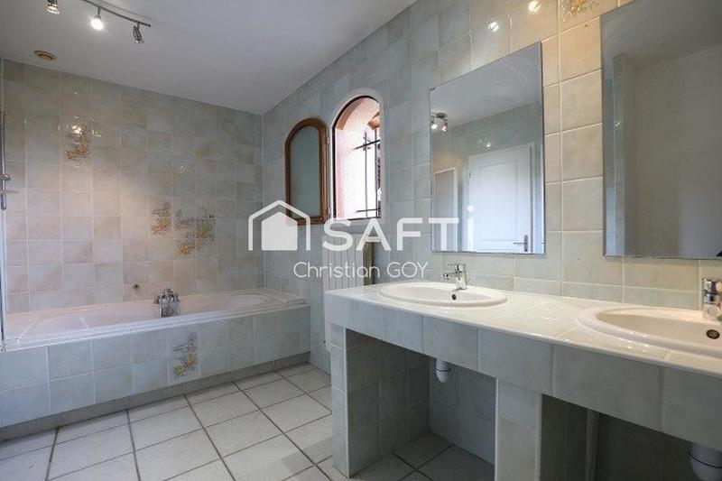 Maison - 160 m² - 7 pièces