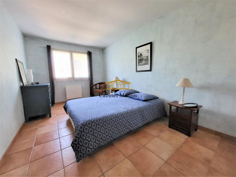 Maison - 177 m² - 7 pièces