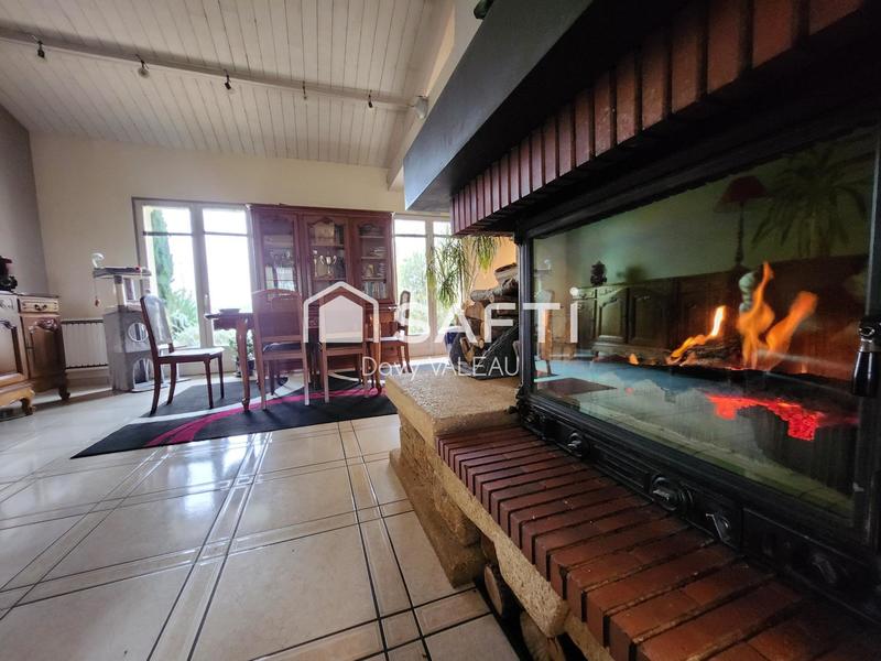 Maison - 192 m² - 6 pièces