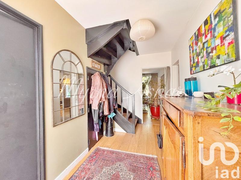 Maison - 168 m² - 8 pièces