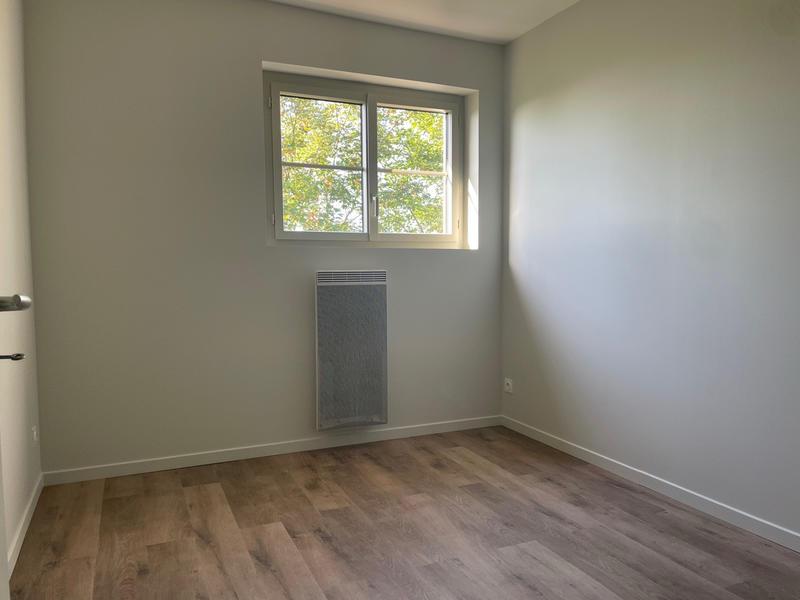 Maison - 330 m² - 13 pièces