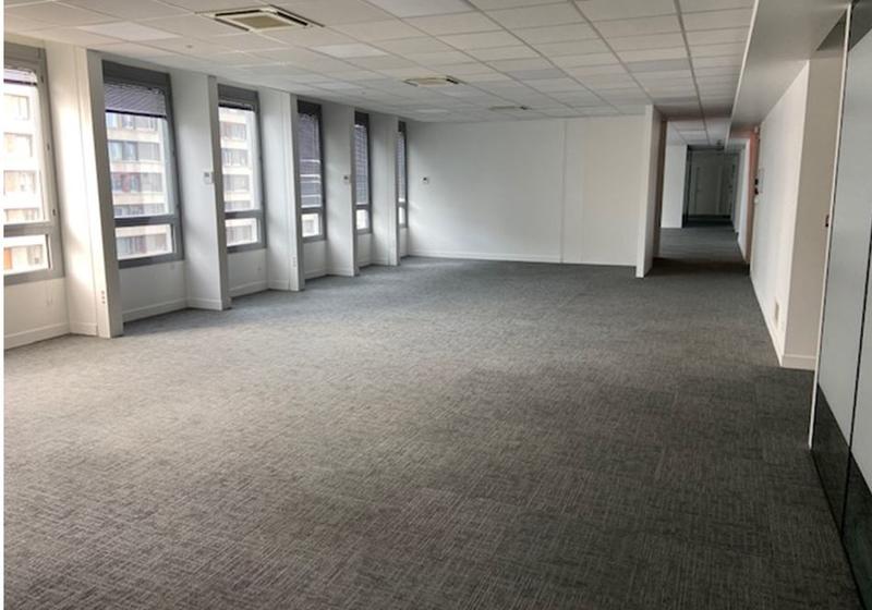 Bureau - 158 m²