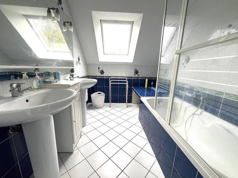 Maison - 107 m² - 5 pièces