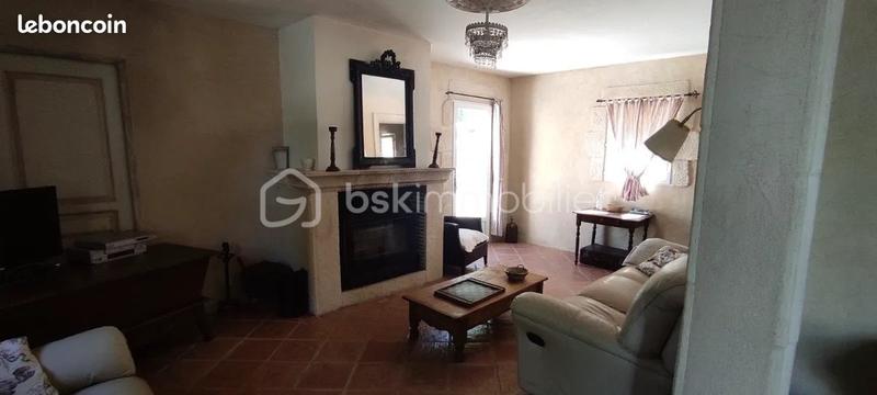 Propriété - 105 m² - 4 pièces