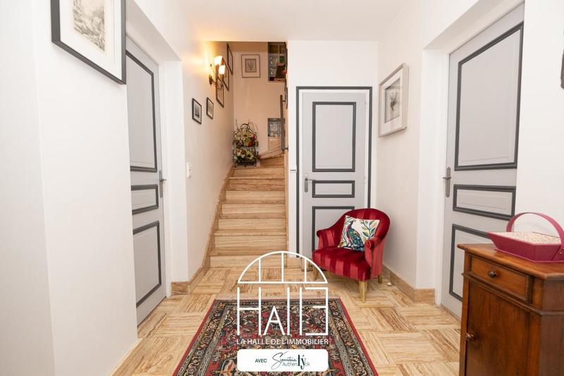 Pavillon - 180 m² - 6 pièces