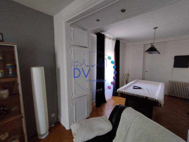 Maison - 326 m² - 10 pièces