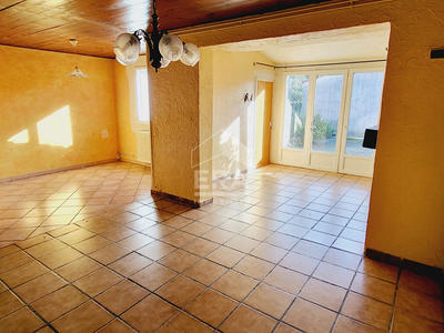 Maison - 76 m² - 4 pièces