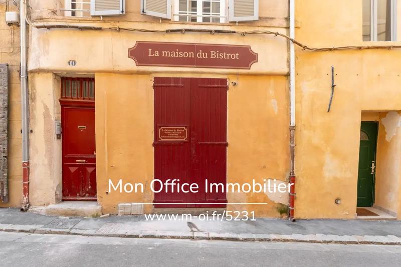 Bureau - 67 m² - 2 pièces