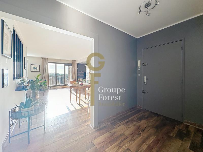 Appartement - 102 m² - 5 pièces