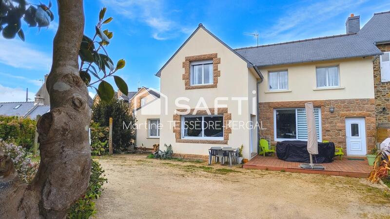 Maison - 137 m² - 5 pièces