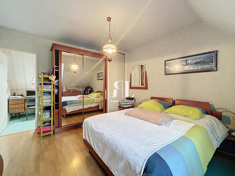 Maison - 98 m² - 4 pièces