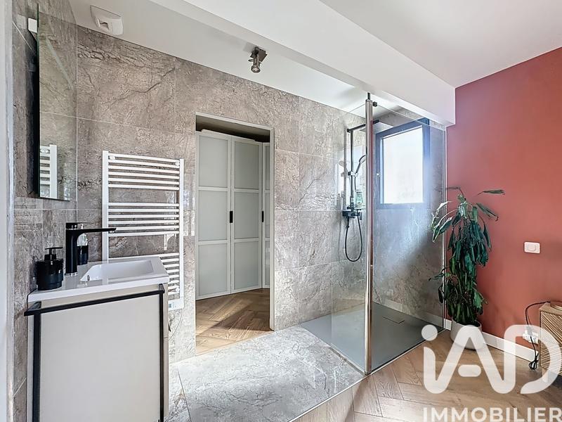 Maison - 98 m² - 4 pièces