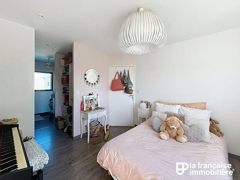 Maison - 185 m² - 6 pièces