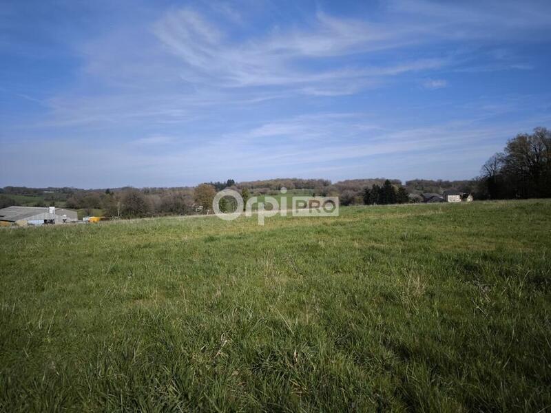 Terrain constructible - 19 943 m²