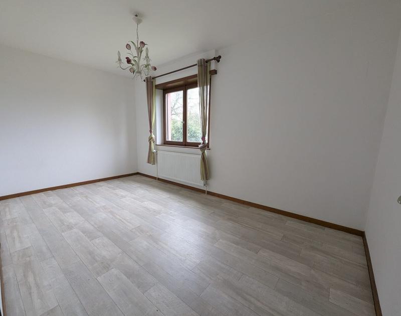 Maison - 96 m² - 4 pièces