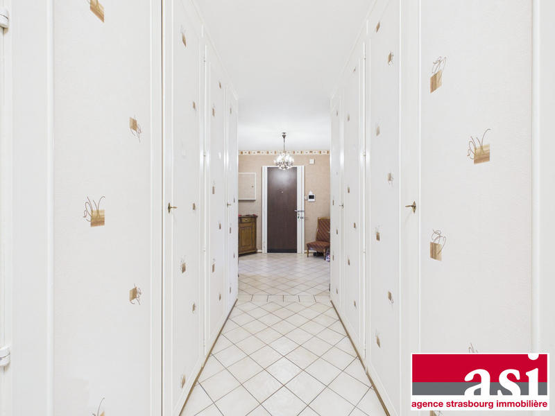 Appartement - 111 m² - 5 pièces