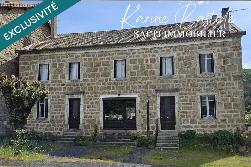 Maison - 240 m² - 10 pièces