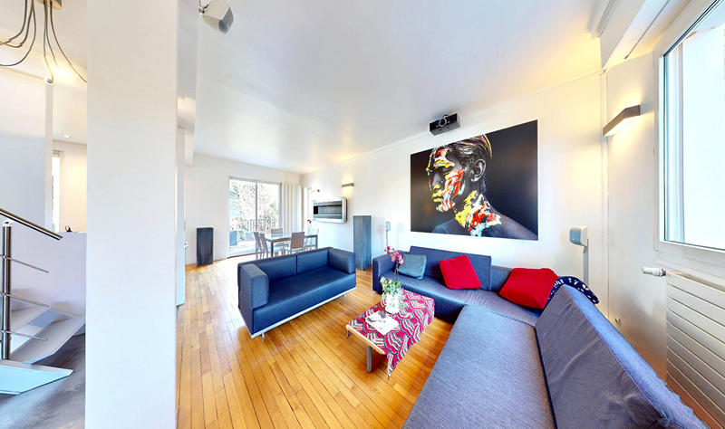 Maison - 202 m² - 8 pièces