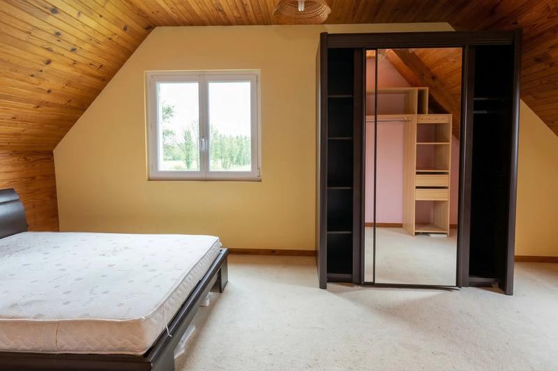 Maison - 98 m² - 5 pièces