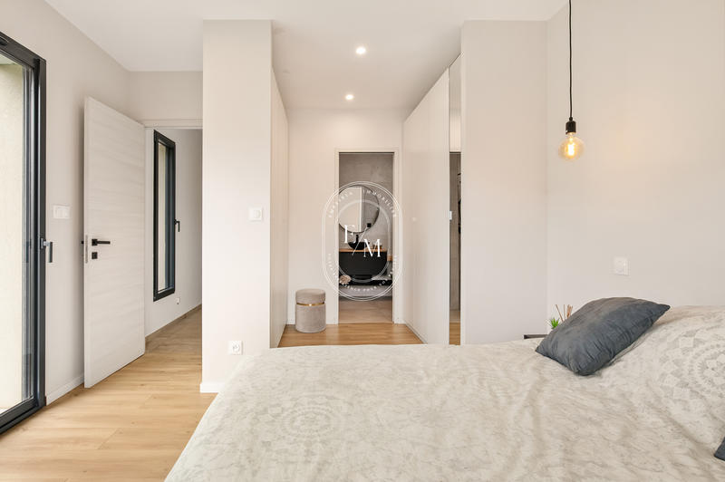 Villa - 142 m² - 5 pièces