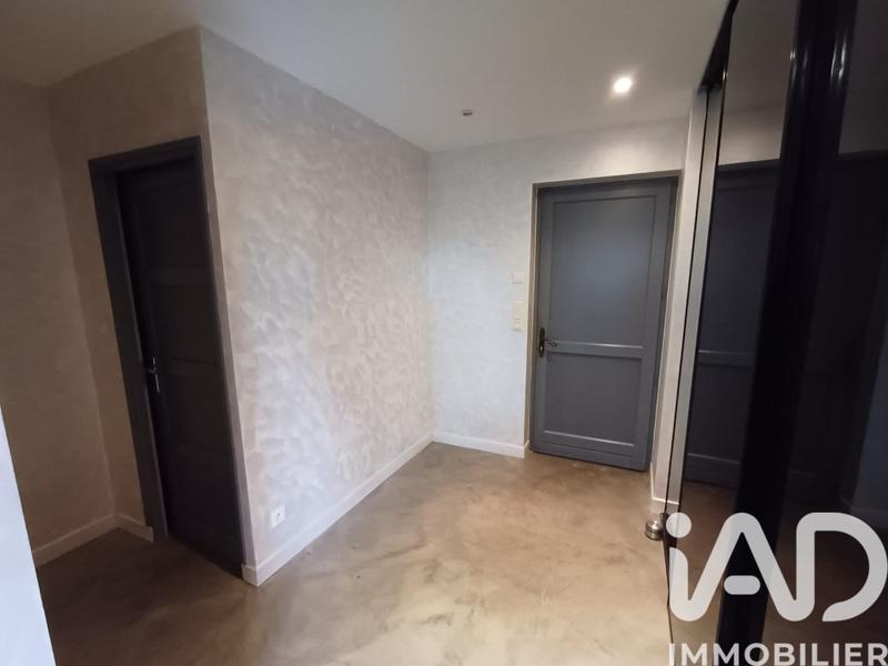 Maison - 211 m² - 6 pièces