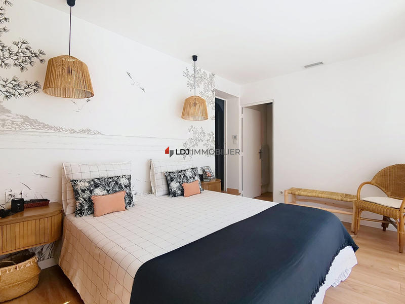 Maison traditionnelle - 125 m² - 6 pièces