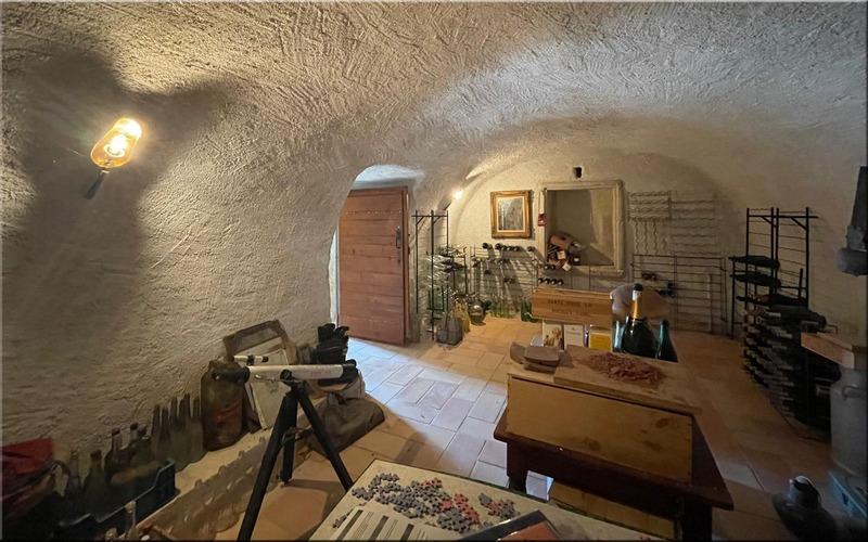 Corps de ferme - 161 m² - 8 pièces