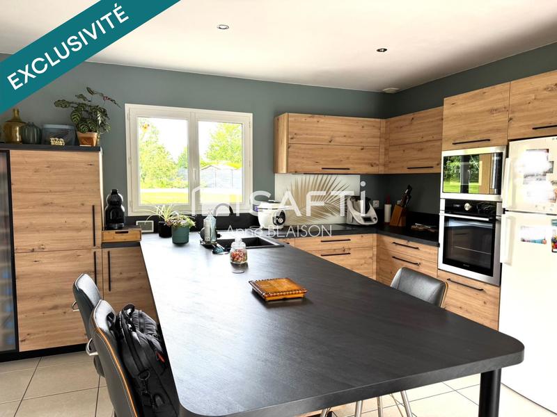 Maison - 153 m² - 7 pièces