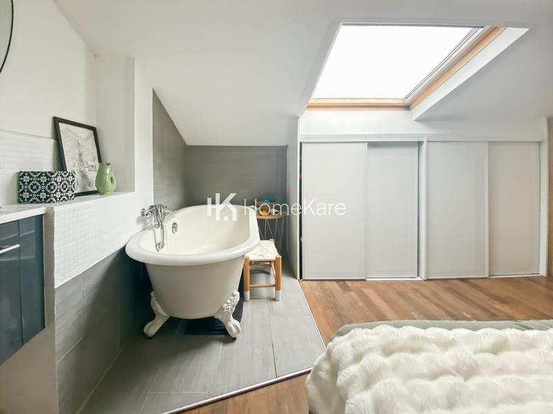 Maison - 92 m² - 5 pièces