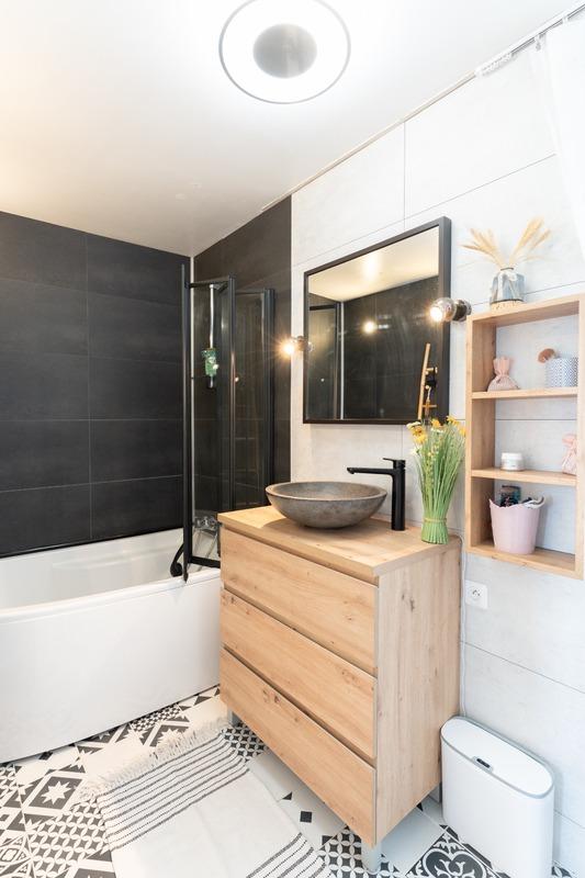 Demeure - 249 m² - 17 pièces