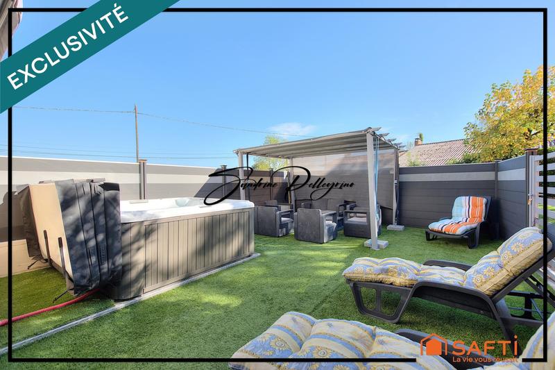 Maison - 460 m² - 12 pièces