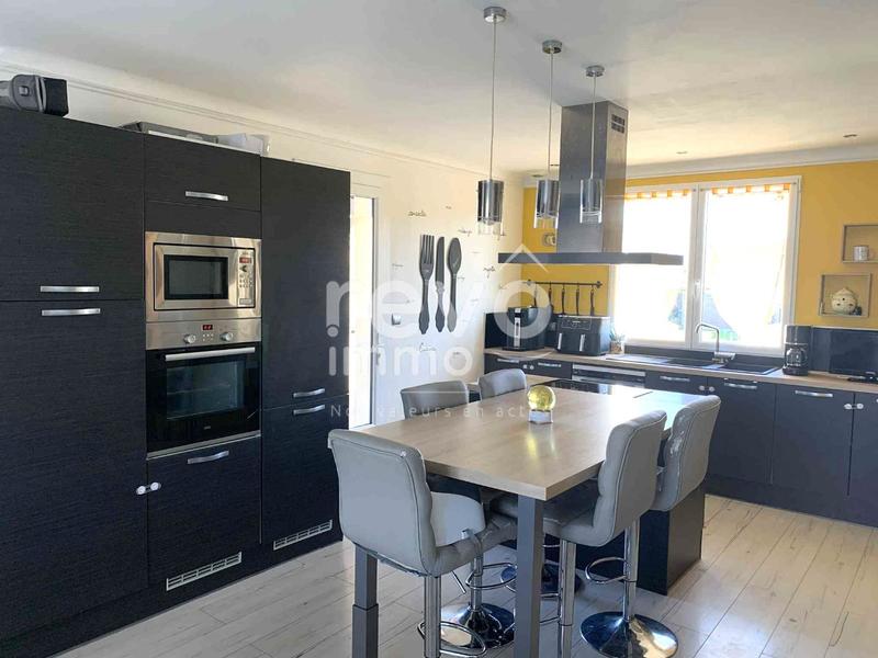 Maison - 130 m² - 6 pièces