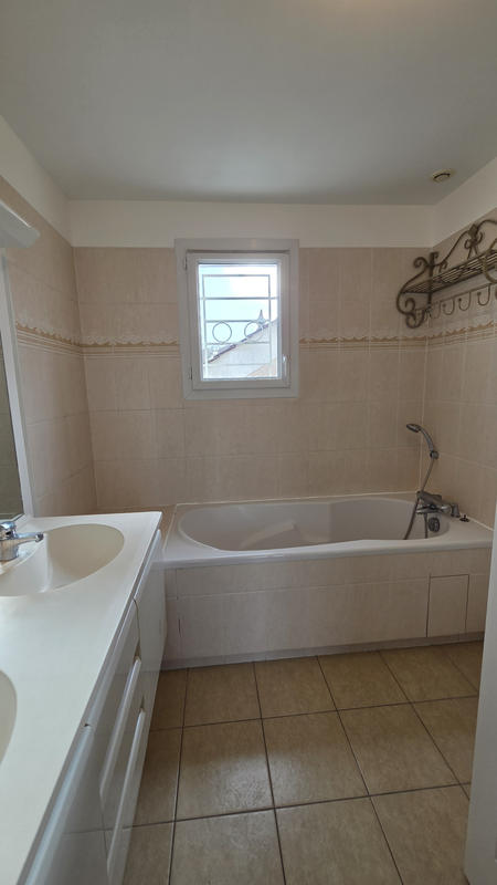 Villa - 167 m² - 6 pièces