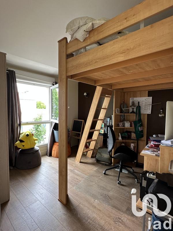 Appartement - 81 m² - 4 pièces