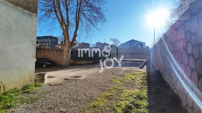 Immeuble - 1 600 m²