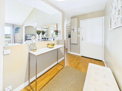 Appartement - 126 m² - 6 pièces