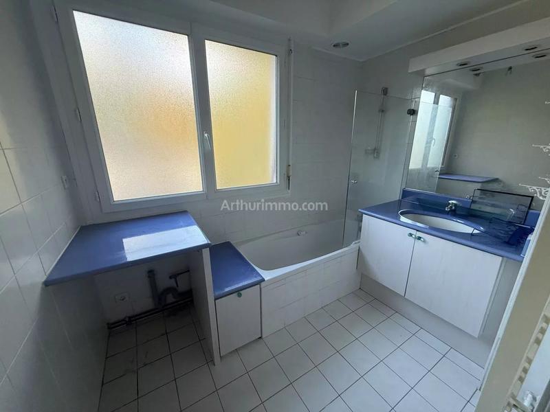 Appartement - 82 m² - 3 pièces