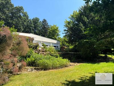 Maison - 194 m² - 7 pièces