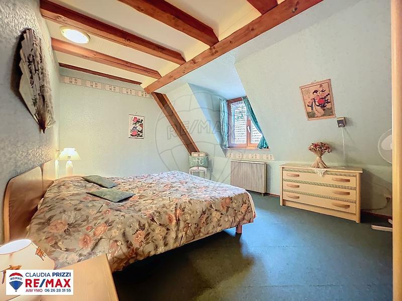 Maison - 428 m² - 19 pièces