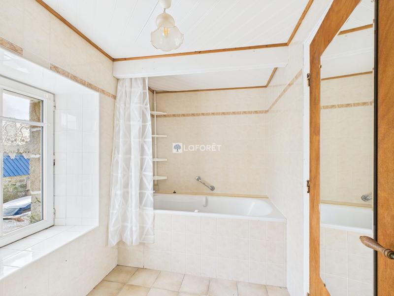 Maison ancienne - 101 m² - 6 pièces