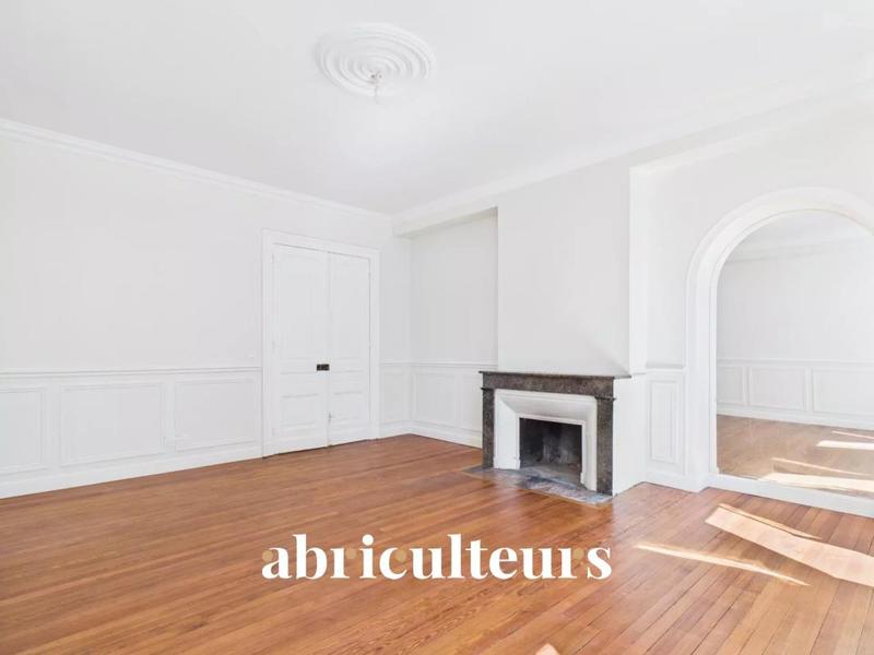 Appartement - 83 m² - 4 pièces