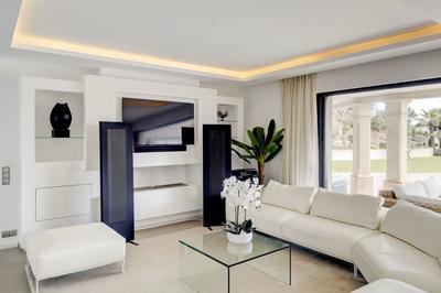 Villa - 281 m² - 8 pièces