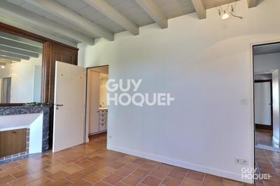 Maison - 200 m² - 9 pièces