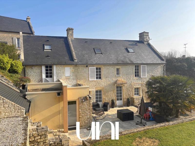 Maison - 186 m² - 6 pièces