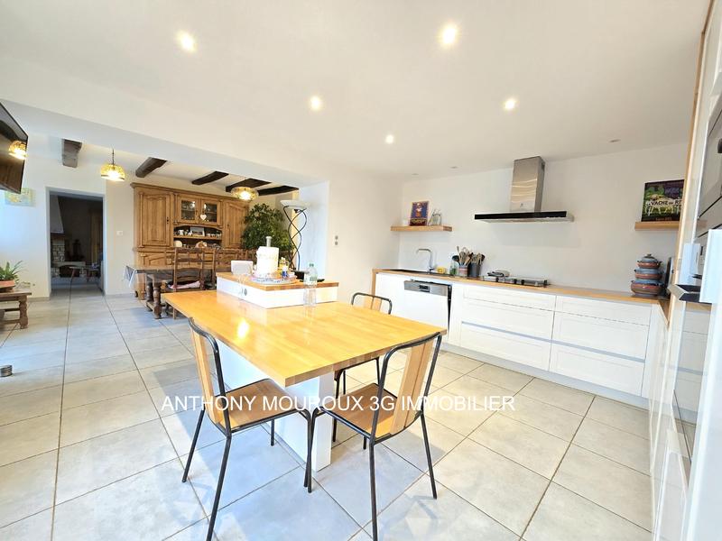 Maison de village - 159 m² - 5 pièces