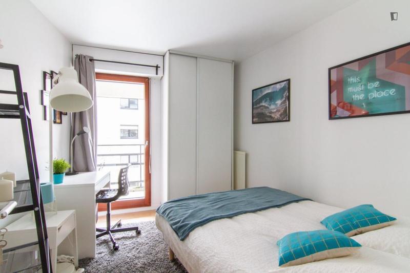 Chambre - 11 m² - 4 pièces