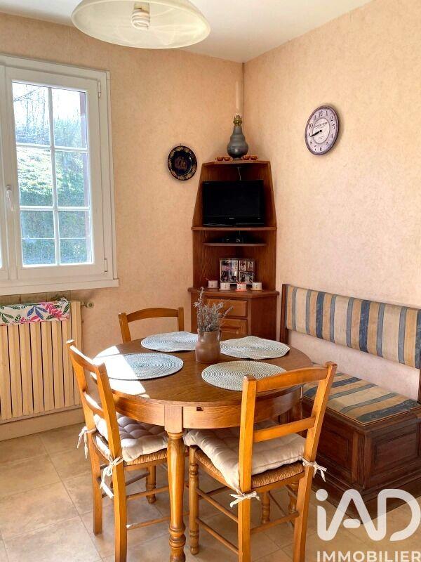 Maison - 95 m² - 5 pièces