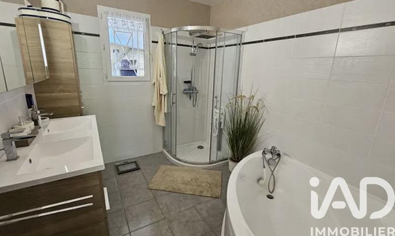 Maison - 170 m² - 6 pièces