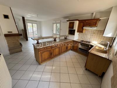 Maison - 107 m² - 5 pièces