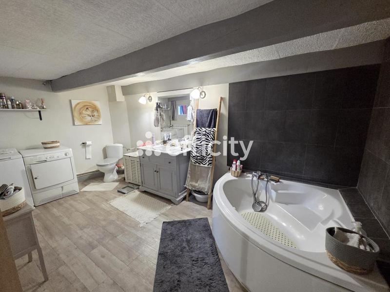 Maison - 160 m² - 5 pièces